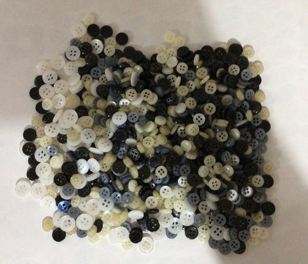 100g Pack of Mixed 4 Hole Shirt Buttons